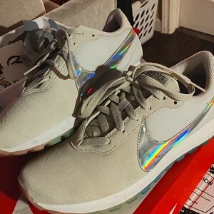 WMNS NIKE PRE LOVE OX PRIDE